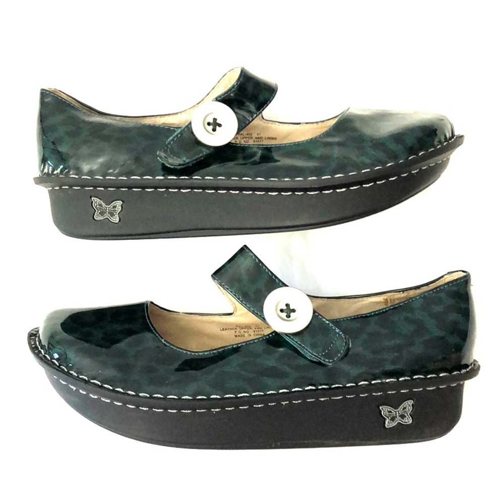 Algeria Green Patent Leather Mary Janes size 41